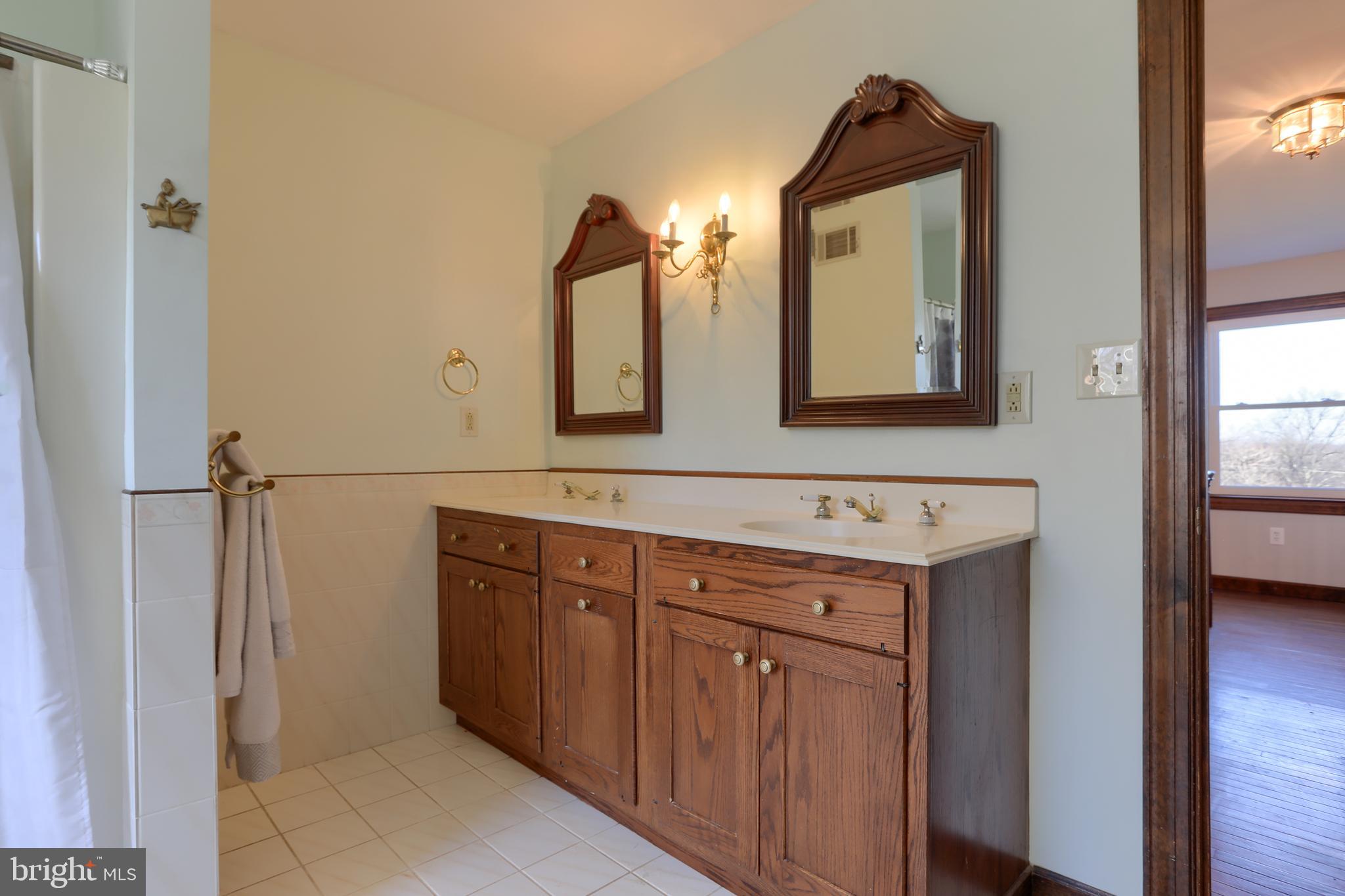 56 Forest Road Robesonia, PA 19551 - Photo 43 of 73 Full bath, second floor