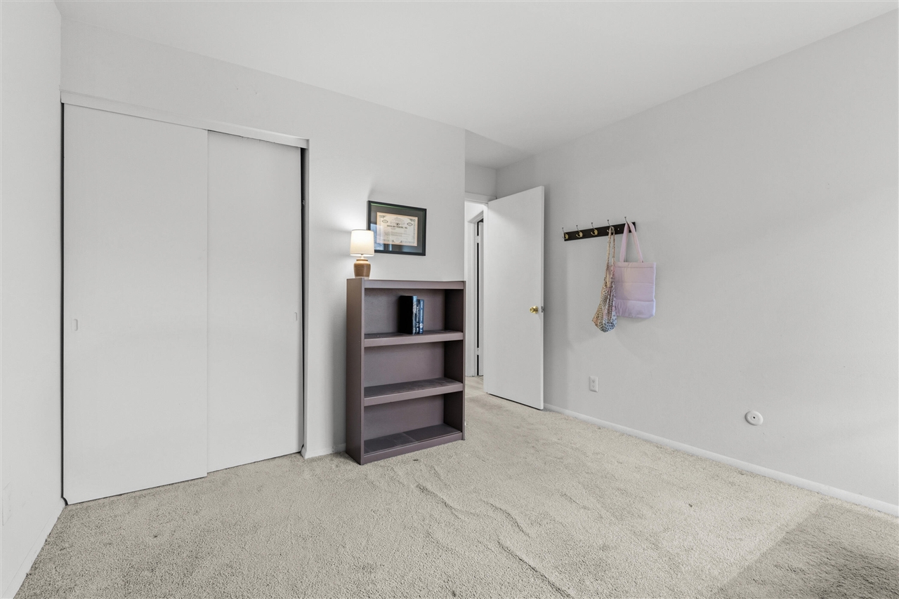 734 West Kilgore Road, Unit 208 Kalamazoo, MI 49008 - Photo 16 of 32