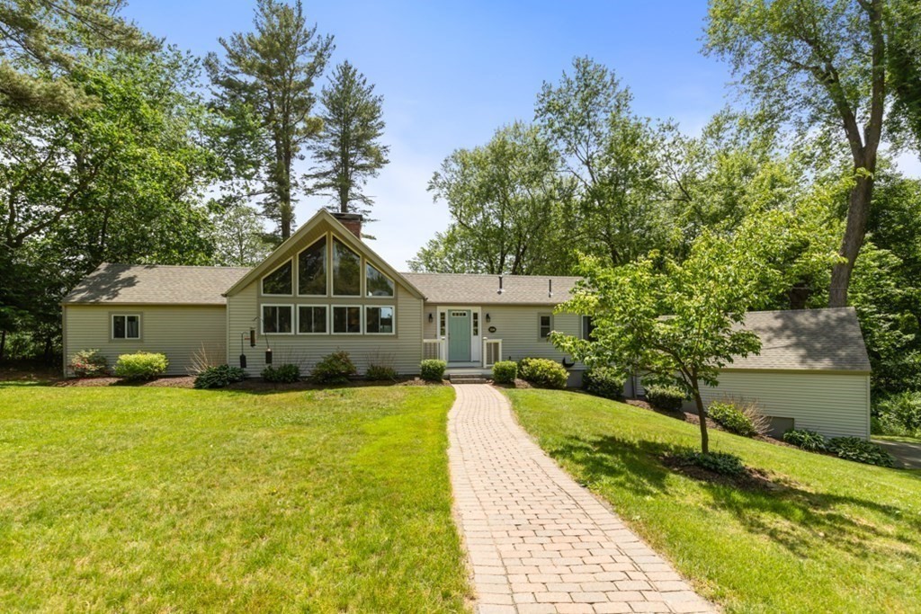 114 Ipswich Road Boxford, MA 01921 - Photo 2 of 38
