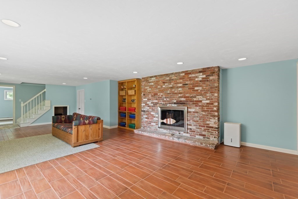 114 Ipswich Road Boxford, MA 01921 - Photo 29 of 38