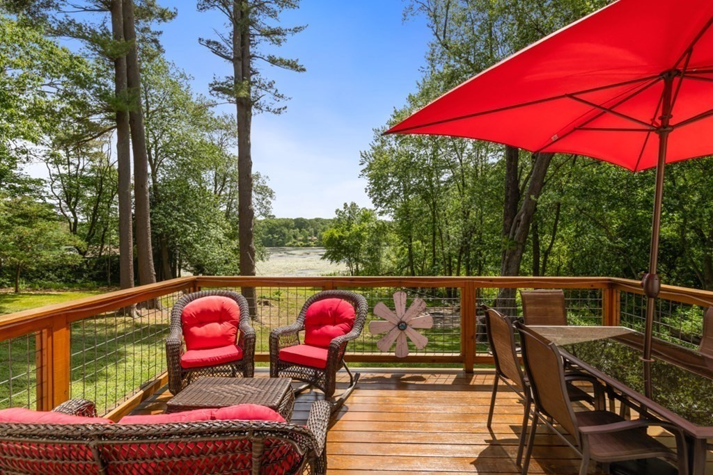 114 Ipswich Road Boxford, MA 01921 - Photo 6 of 38