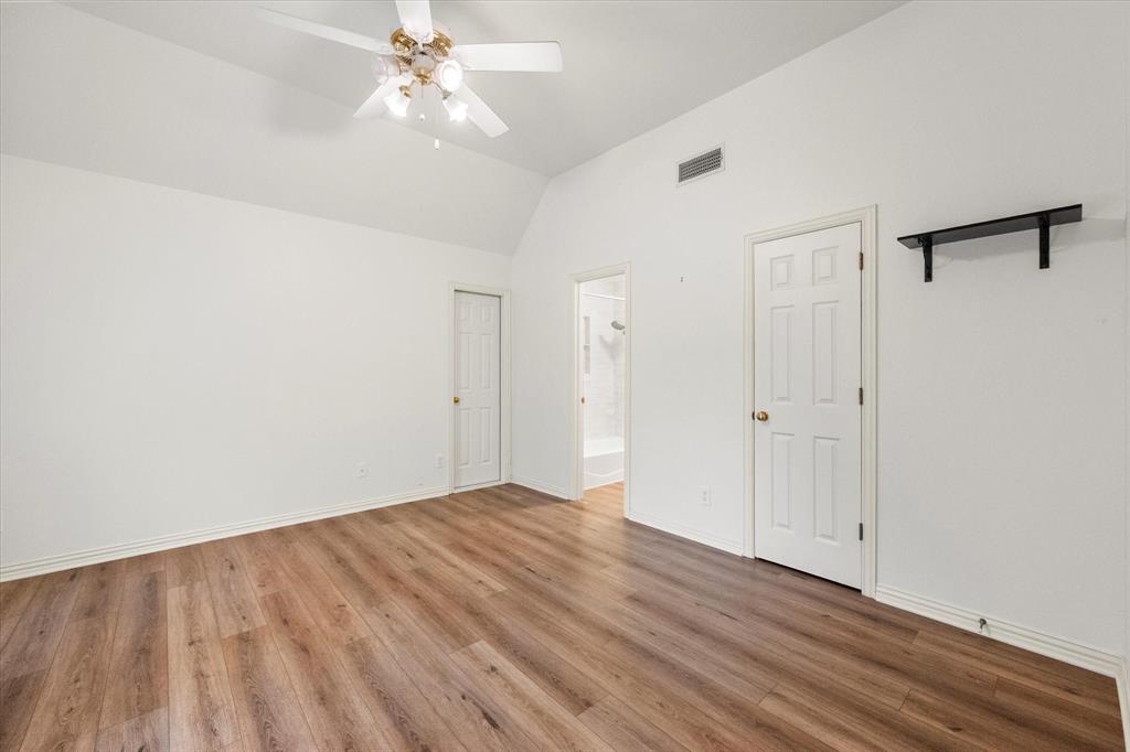 916 Riviera Drive Mansfield, TX 76063 - Photo 25 of 40