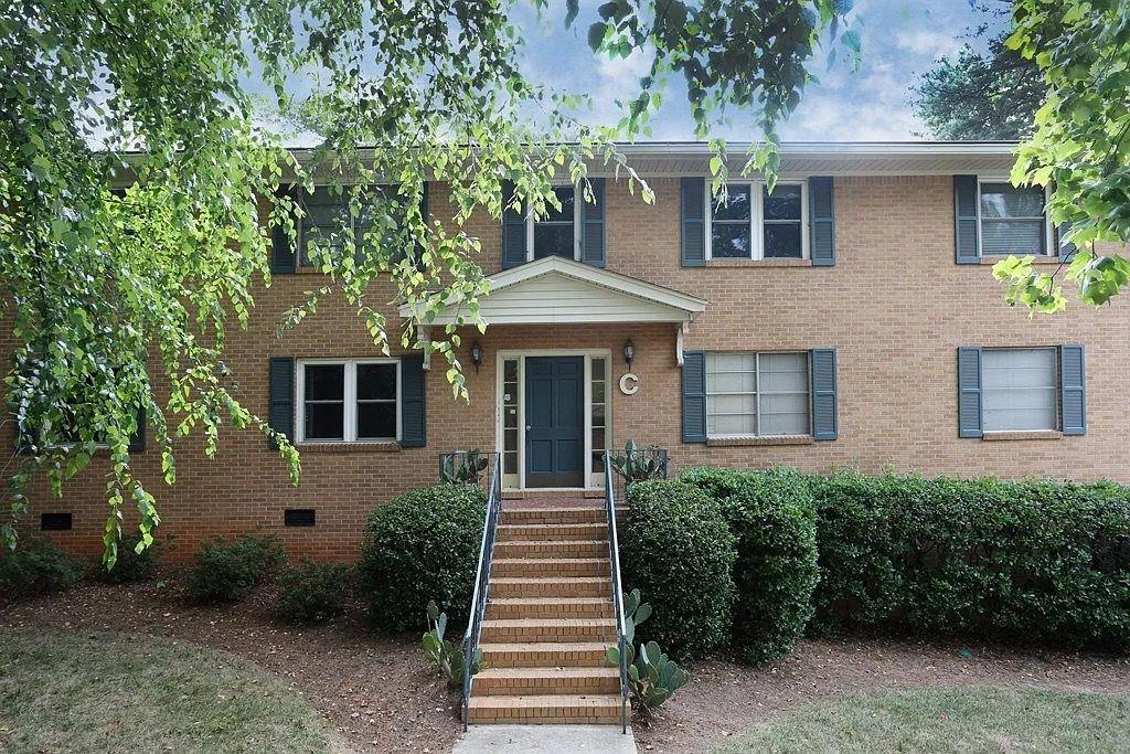 3510 Roswell Road Northwest, Unit C3 Atlanta, GA 30305 - Photo 2 of 9