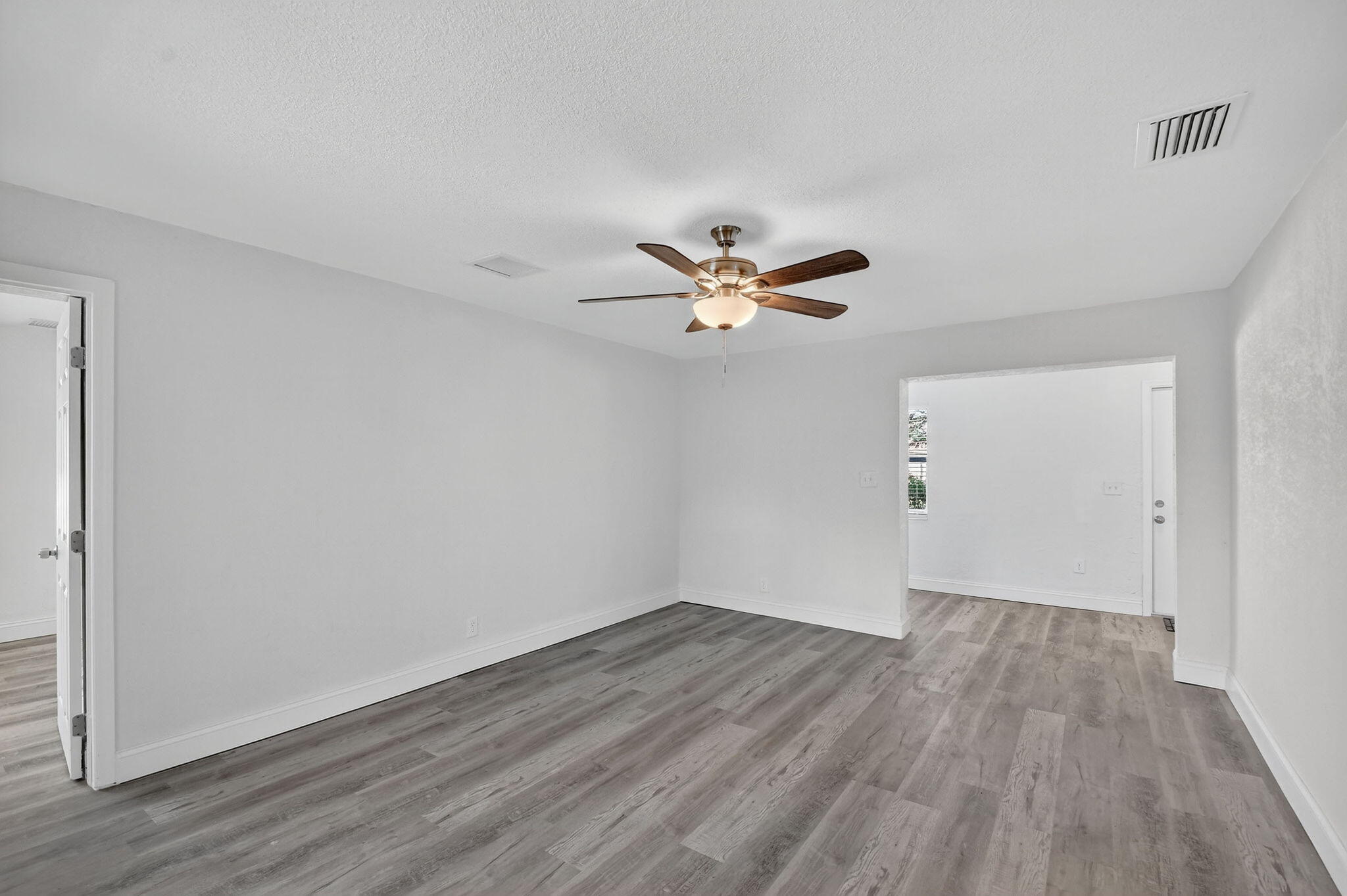 1373 West 30th Street Riviera Beach, FL 33404 - Photo 11 of 25 11-web-or-mls-11-print-011_DSC_1678