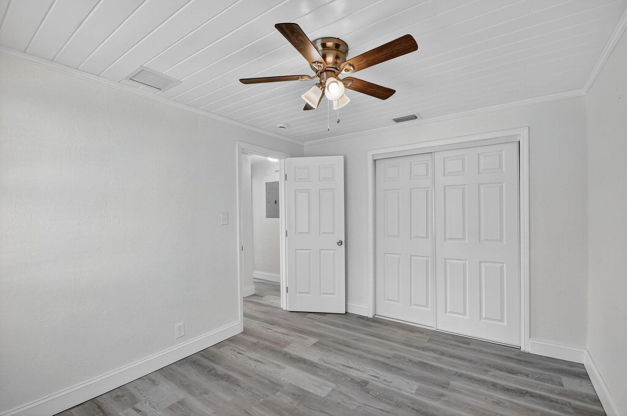 1373 West 30th Street Riviera Beach, FL 33404 - Photo 20 of 25 22-web-or-mls-22-print-022_DSC_1737