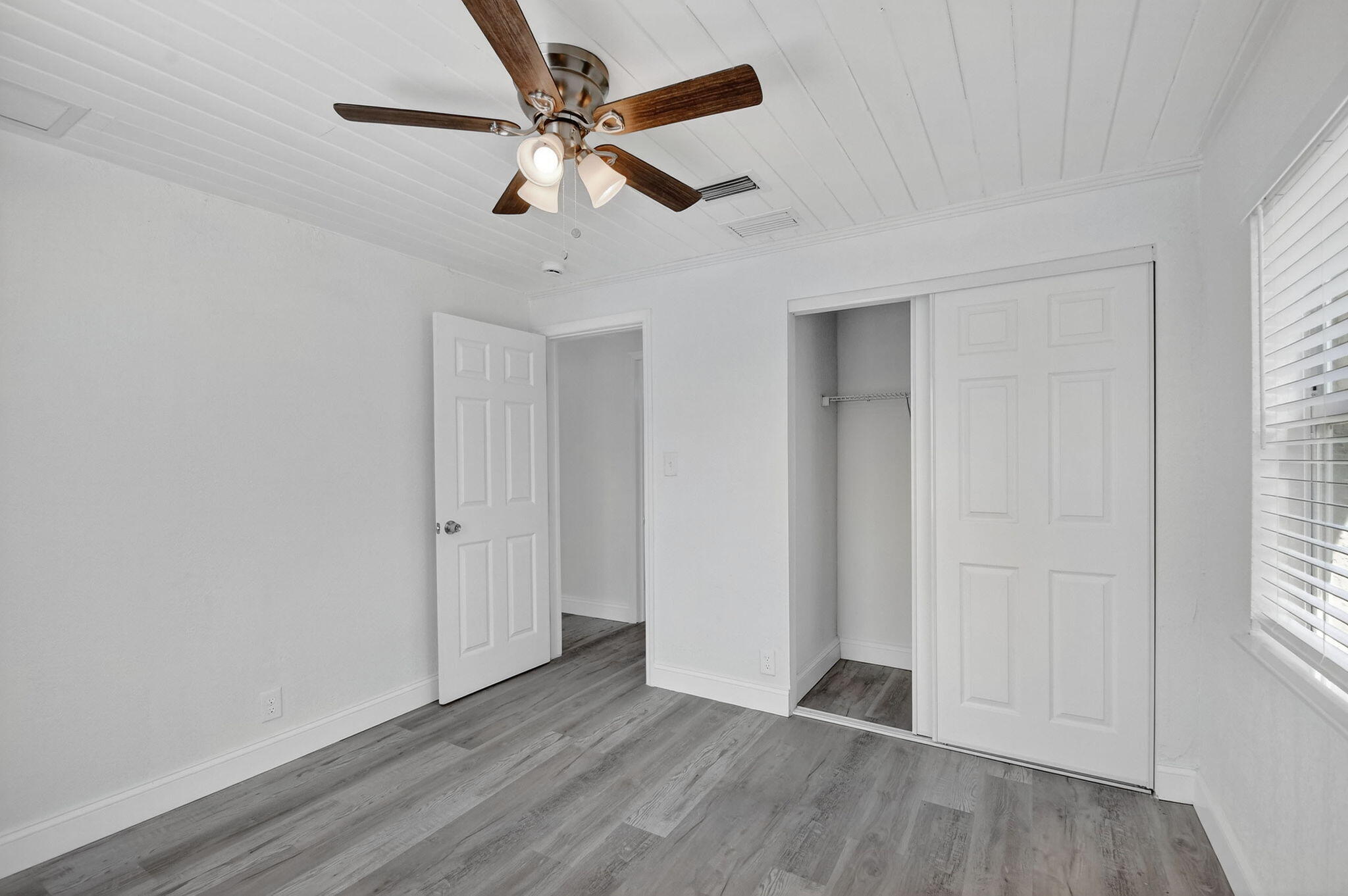 1373 West 30th Street Riviera Beach, FL 33404 - Photo 24 of 25 26-web-or-mls-26-print-026_DSC_1755