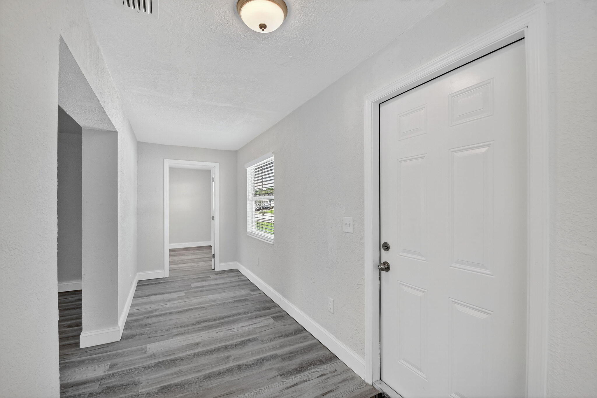 1373 West 30th Street Riviera Beach, FL 33404 - Photo 6 of 25 6-web-or-mls-6-print-006_DSC_1653