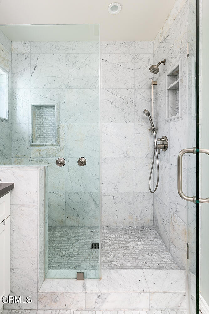 2375 East Woodlyn Road Pasadena, CA 91104 - Photo 21 of 33 a bathroom with a shower