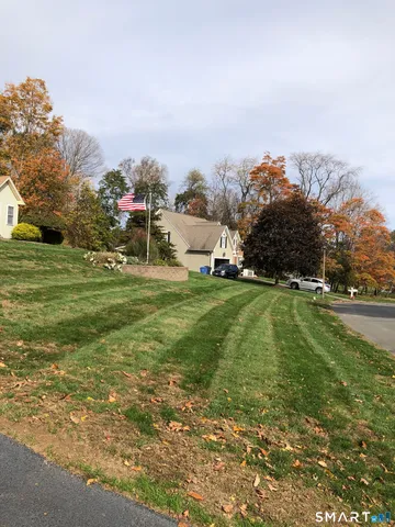 $549,900 | 4 North Ridge Drive, Cromwell, CT 06416