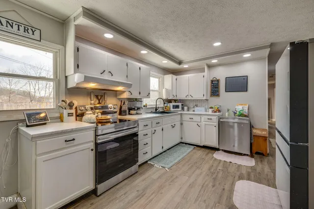 $179,000 | 1309 Powell Mountain Road, Duffield, VA 24244