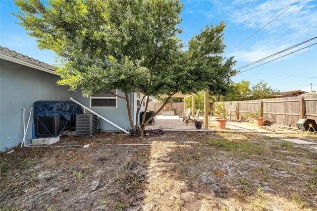 $3,000 | 2138 Timber Lane, Clearwater, FL 33763