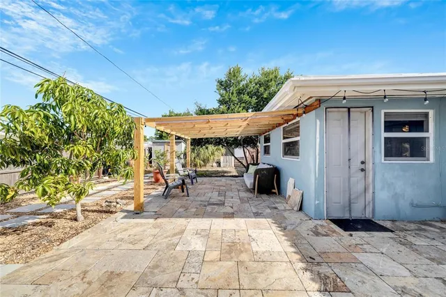 $3,000 | 2138 Timber Lane, Clearwater, FL 33763