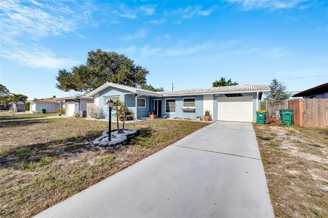 $3,000 | 2138 Timber Lane, Clearwater, FL 33763