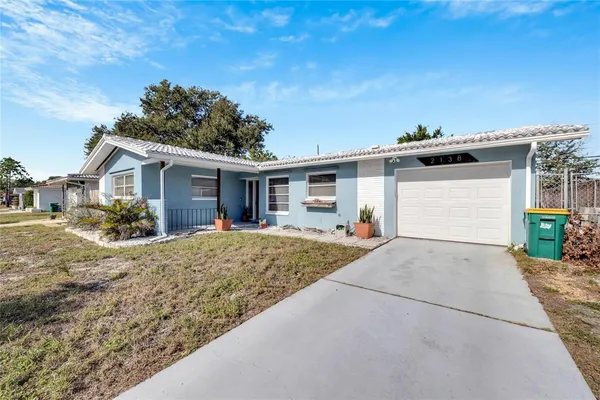 $2,900 | 2138 Timber Lane, Clearwater, FL 33763