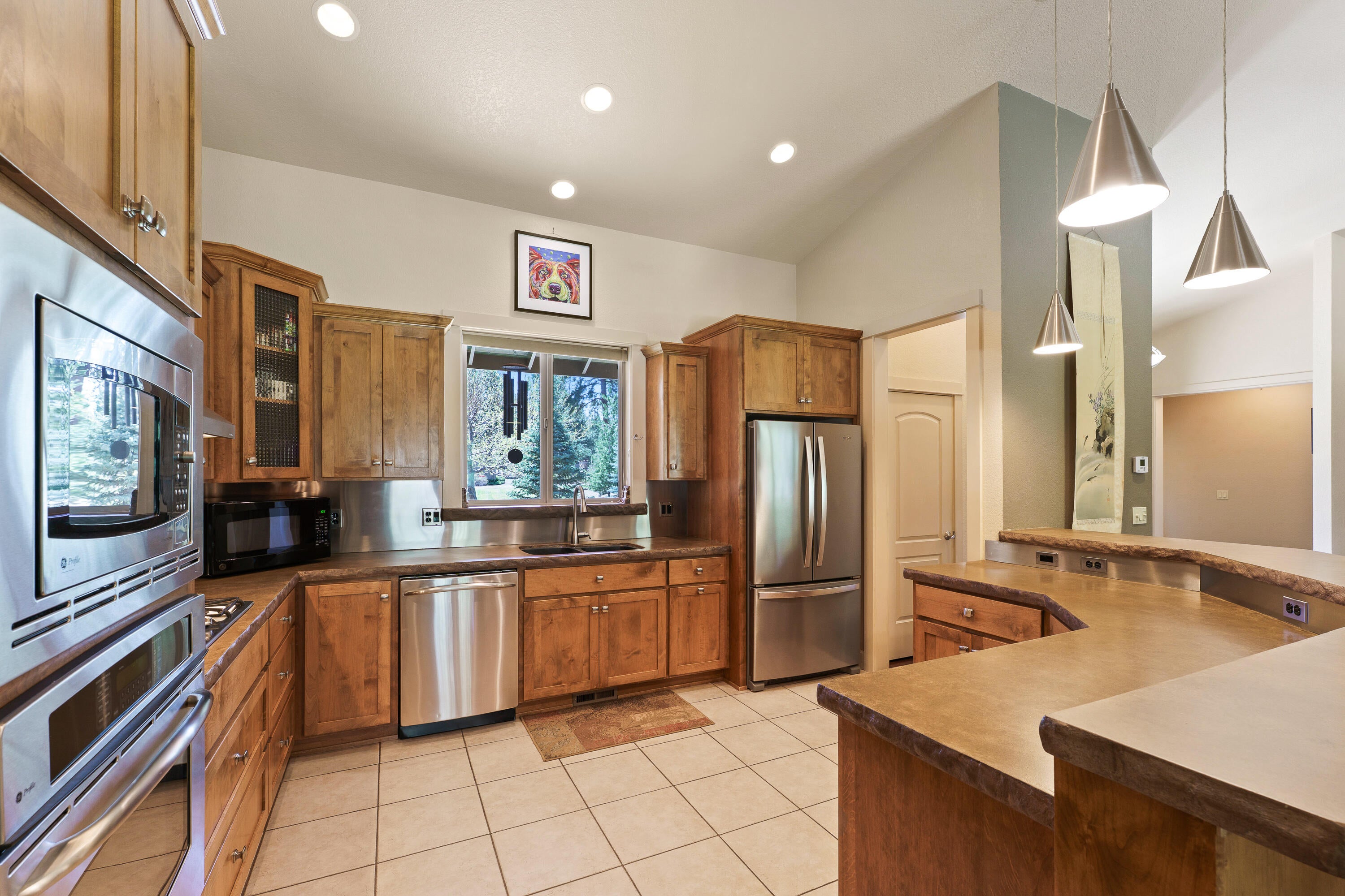 19236 Kiowa Road Bend, OR 97702 - Photo 16 of 52 Kitchen