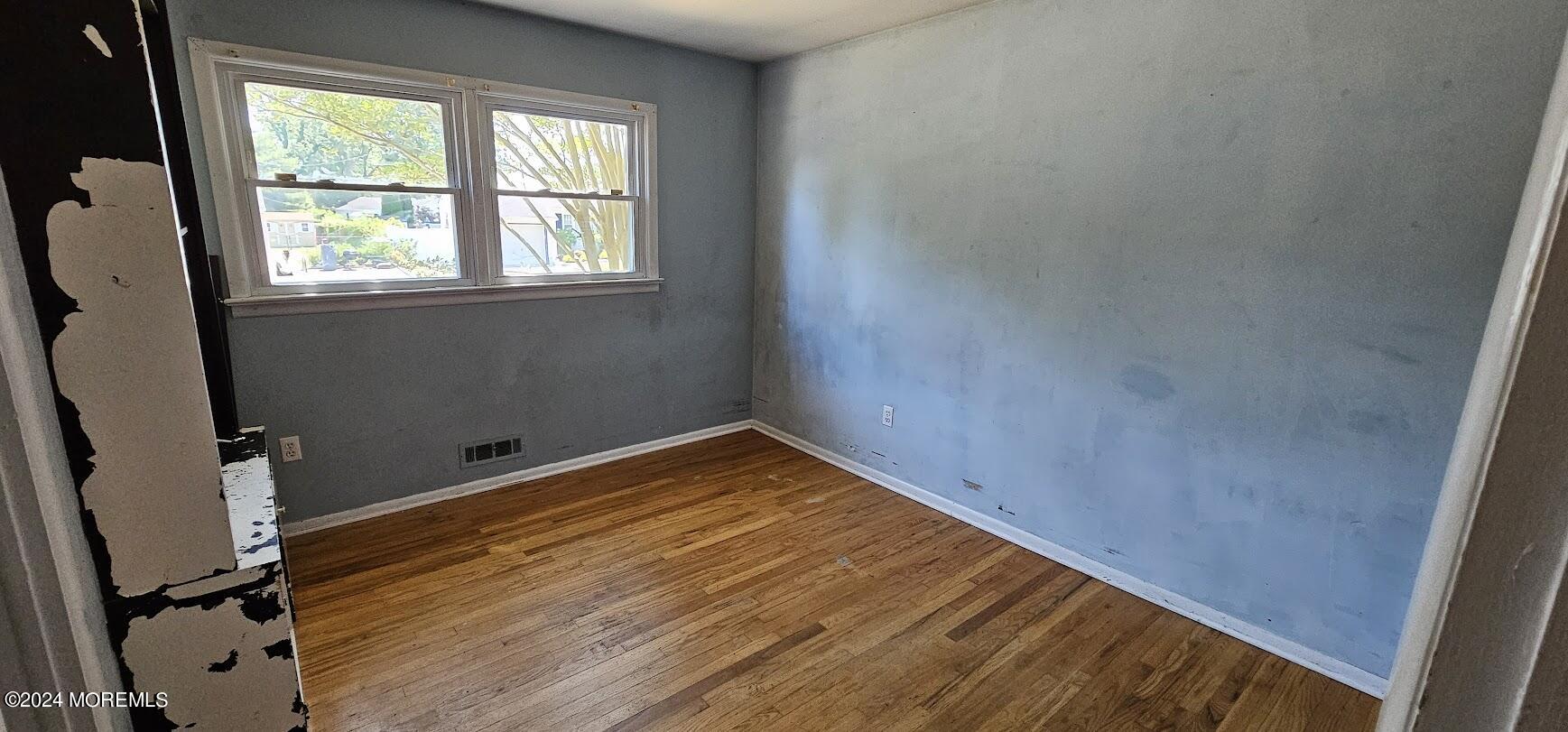 96 Nottingham Drive Brick, NJ 08724 - Photo 9 of 20 20240621_123929