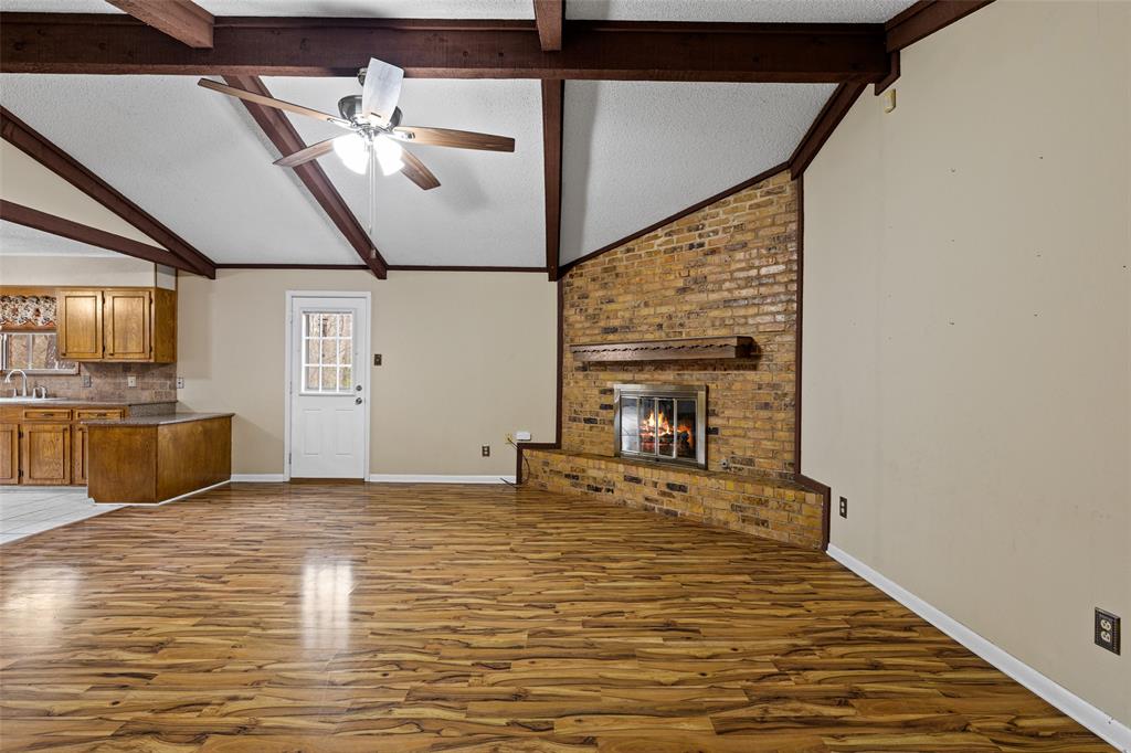 3215 Restview Street Longview, TX 75605 - Photo 9 of 40 a view of a living room