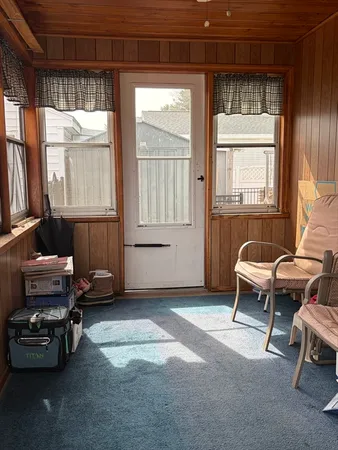 $319,900 | 129 Fernbank Road, Springfield, MA 01129