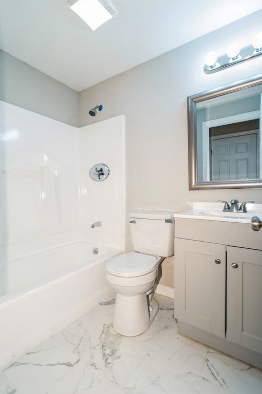 6 Lydon Lane, Unit E2 Halifax, MA 02338 - Photo 13 of 15