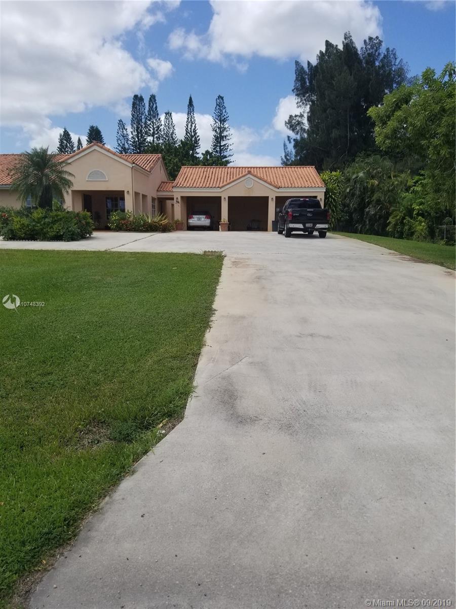 5131 Southwest 186th Avenue Southwest Ranches, FL 33332 - Photo 1 of 36 Gallery Image 1