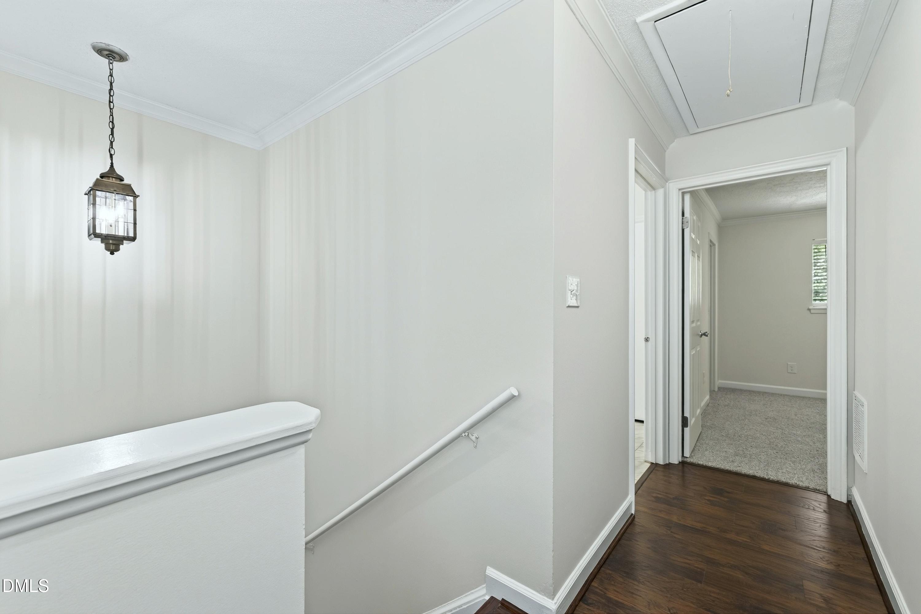 5823 Shady Grove Circle Raleigh, NC 27609 - Photo 16 of 23 5823Scene-26