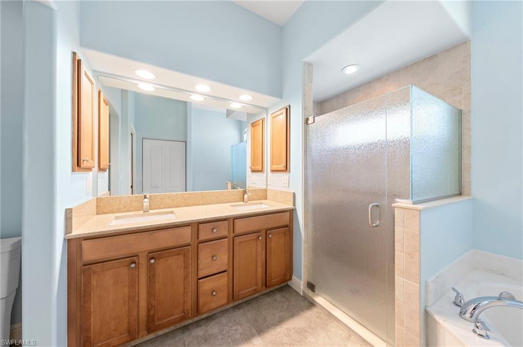 14850 Toscana Way Naples, FL 34120 - Photo 23 of 38