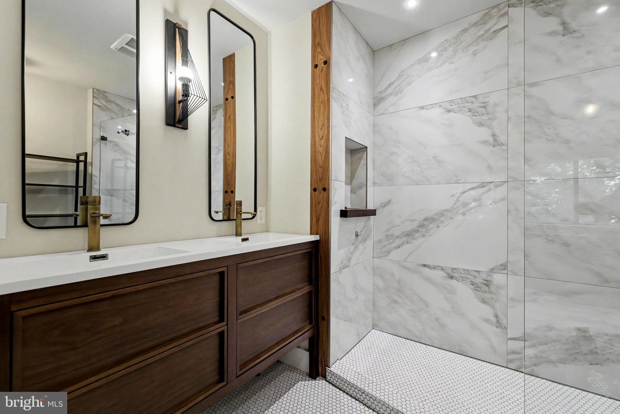 2105 Glencourse Lane Reston, VA 20191 - Photo 34 of 74