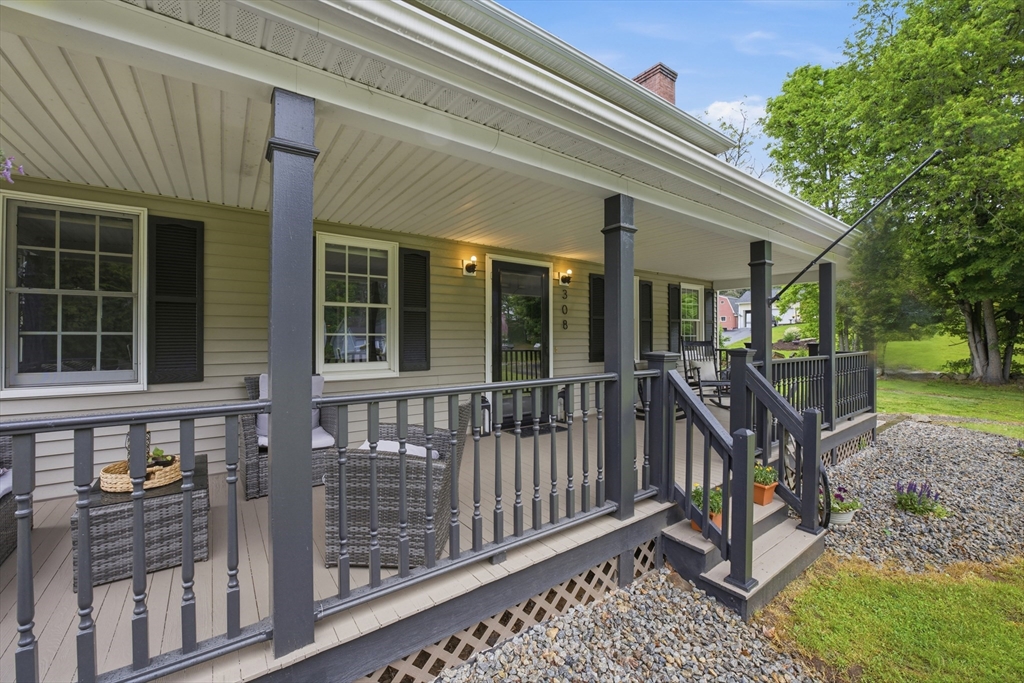 308 Brimfield Road Warren, MA 01083 - Photo 5 of 42