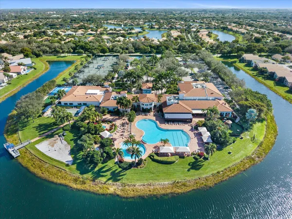 $430,000 | 13147 La Sabina Drive, Delray Beach, FL 33446