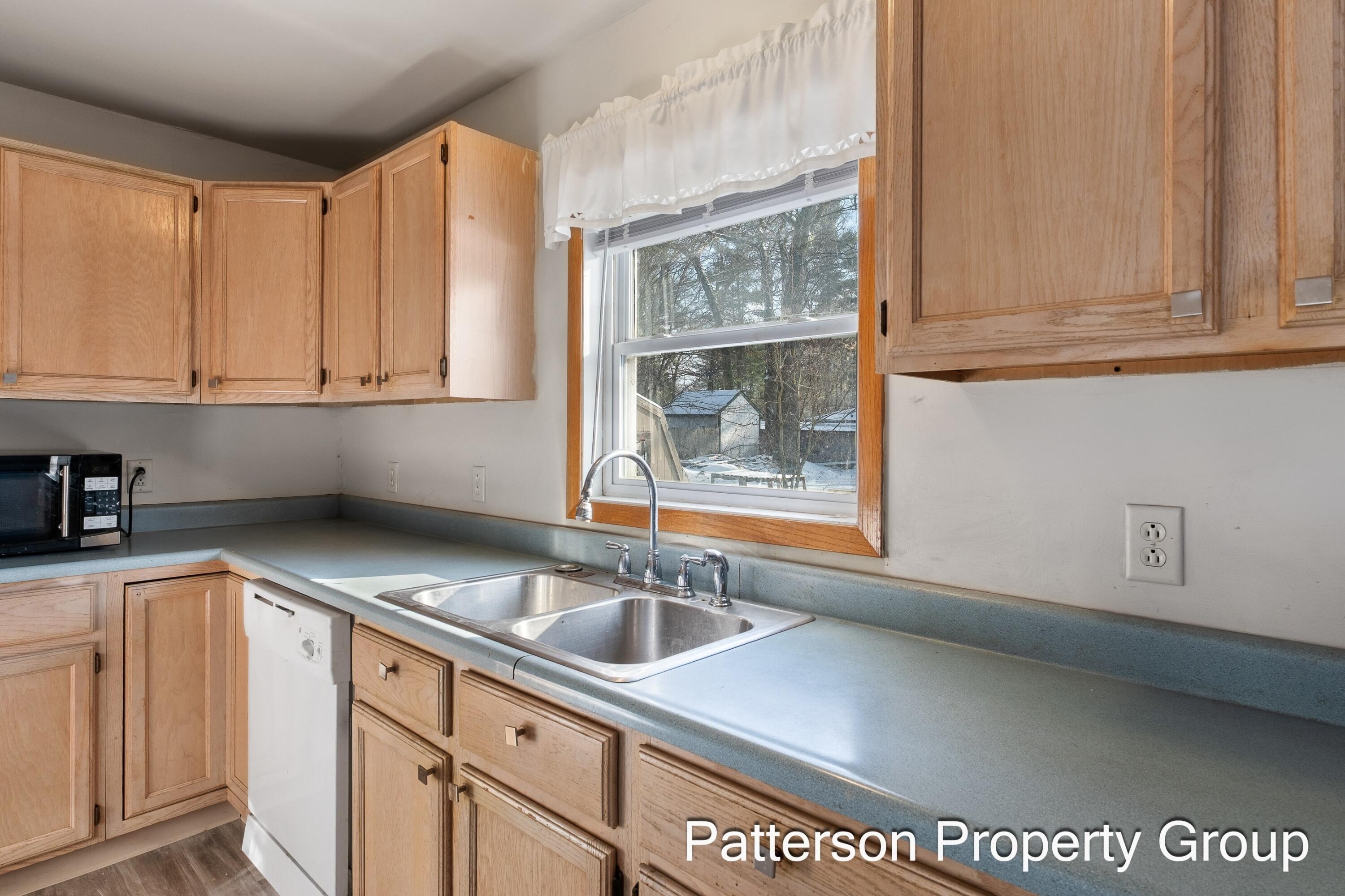 164 East Washington Road Twin Lake, MI 49457 - Photo 8 of 26 Wrap Around Kitchen