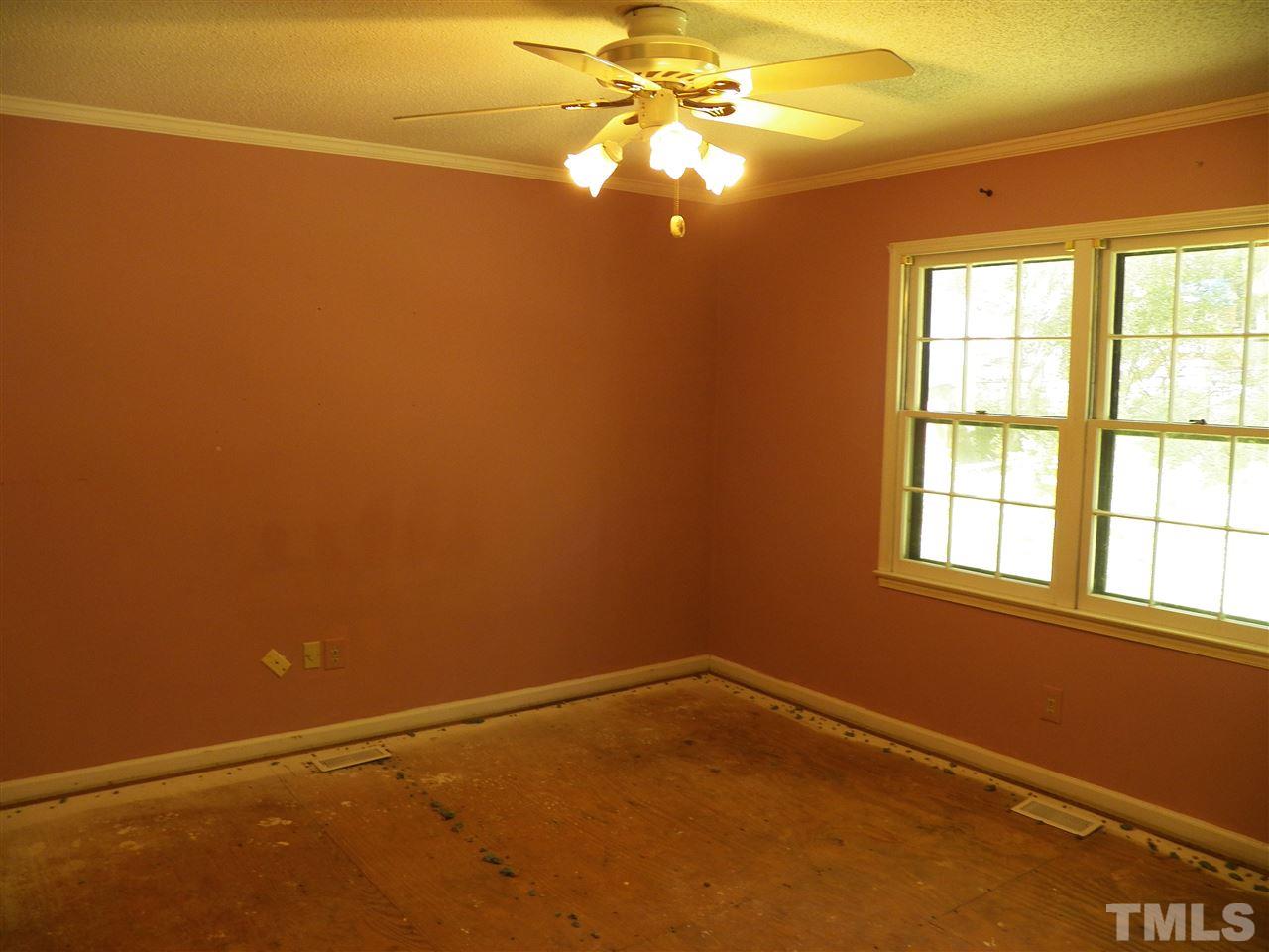 4204 Pike Road Raleigh, NC 27613 - Photo 14 of 18