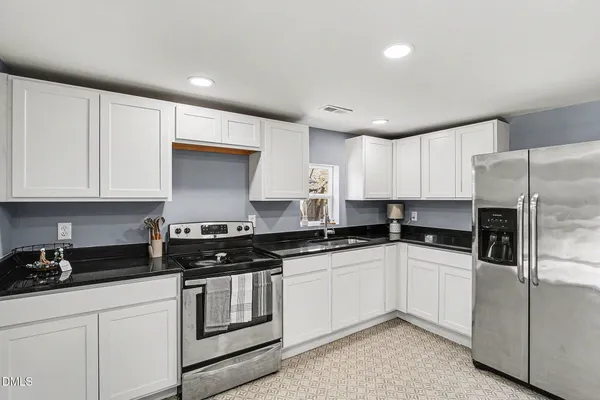 $189,000 | 800 East Lizzie Street, Selma, NC 27576