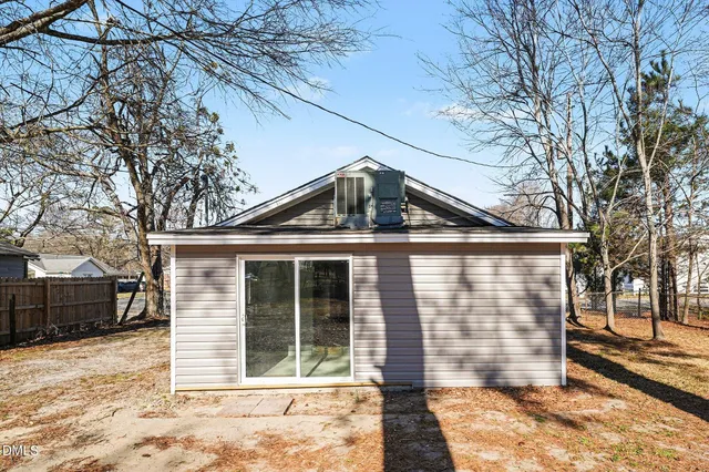 $199,000 | 800 East Lizzie Street, Selma, NC 27576