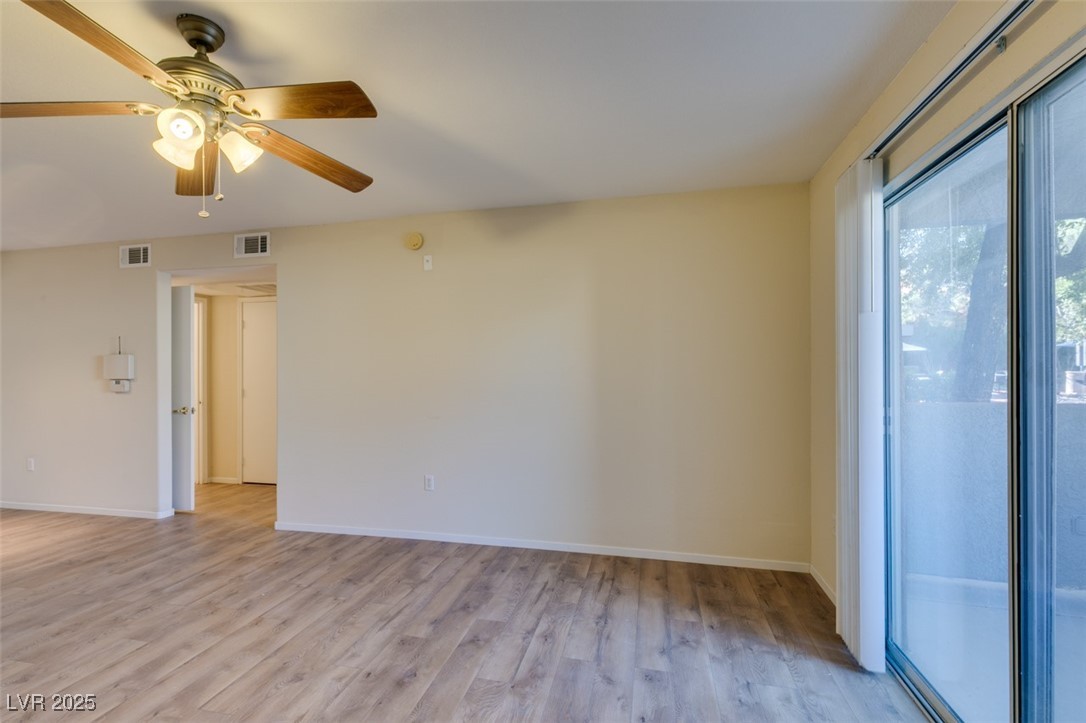 555 East Silverado Ranch Boulevard, Unit 1122 Las Vegas, NV 89183 - Photo 11 of 33