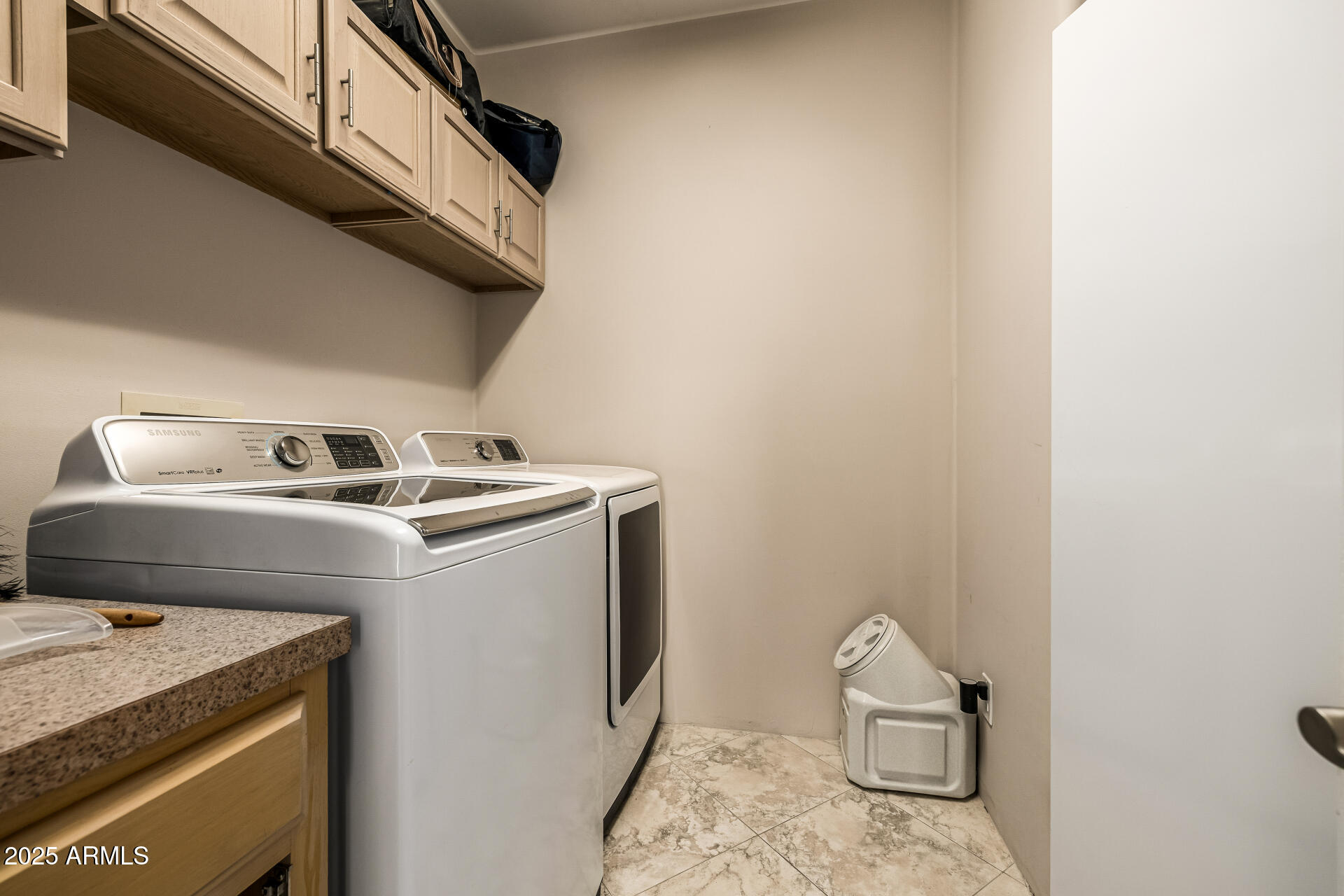 1815 West Sentinel Rock Road Phoenix, AZ 85086 - Photo 41 of 58 a utility room with dryer and washer