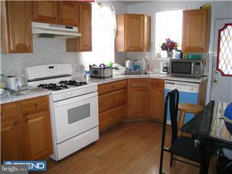 8251 Temple Road Philadelphia, PA 19150 - Photo 5 of 9 Kitchen