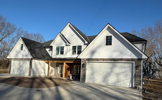 $2,250 | 208 North Robinson Street, Delphi, IN 46923