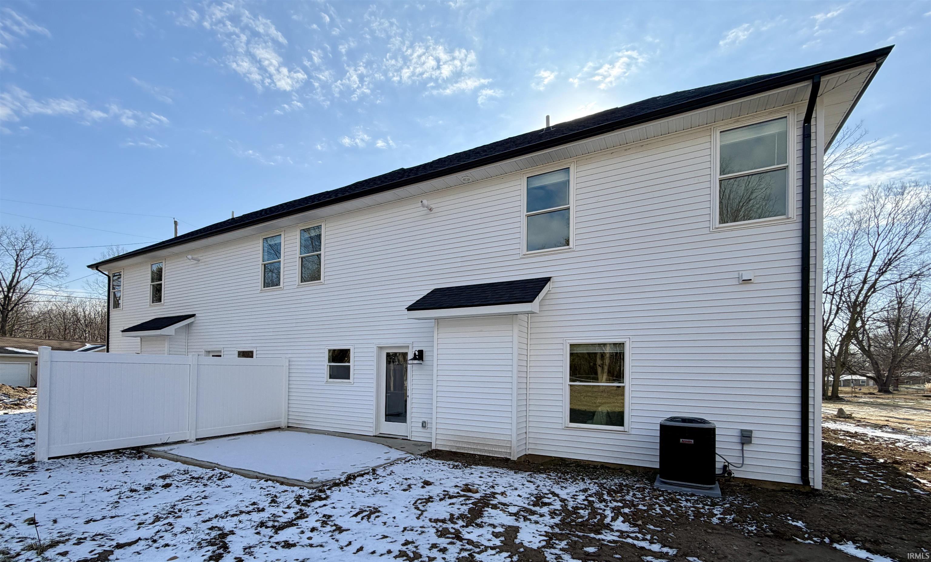 208 North Robinson Street Delphi, IN 46923 - Photo 3 of 29