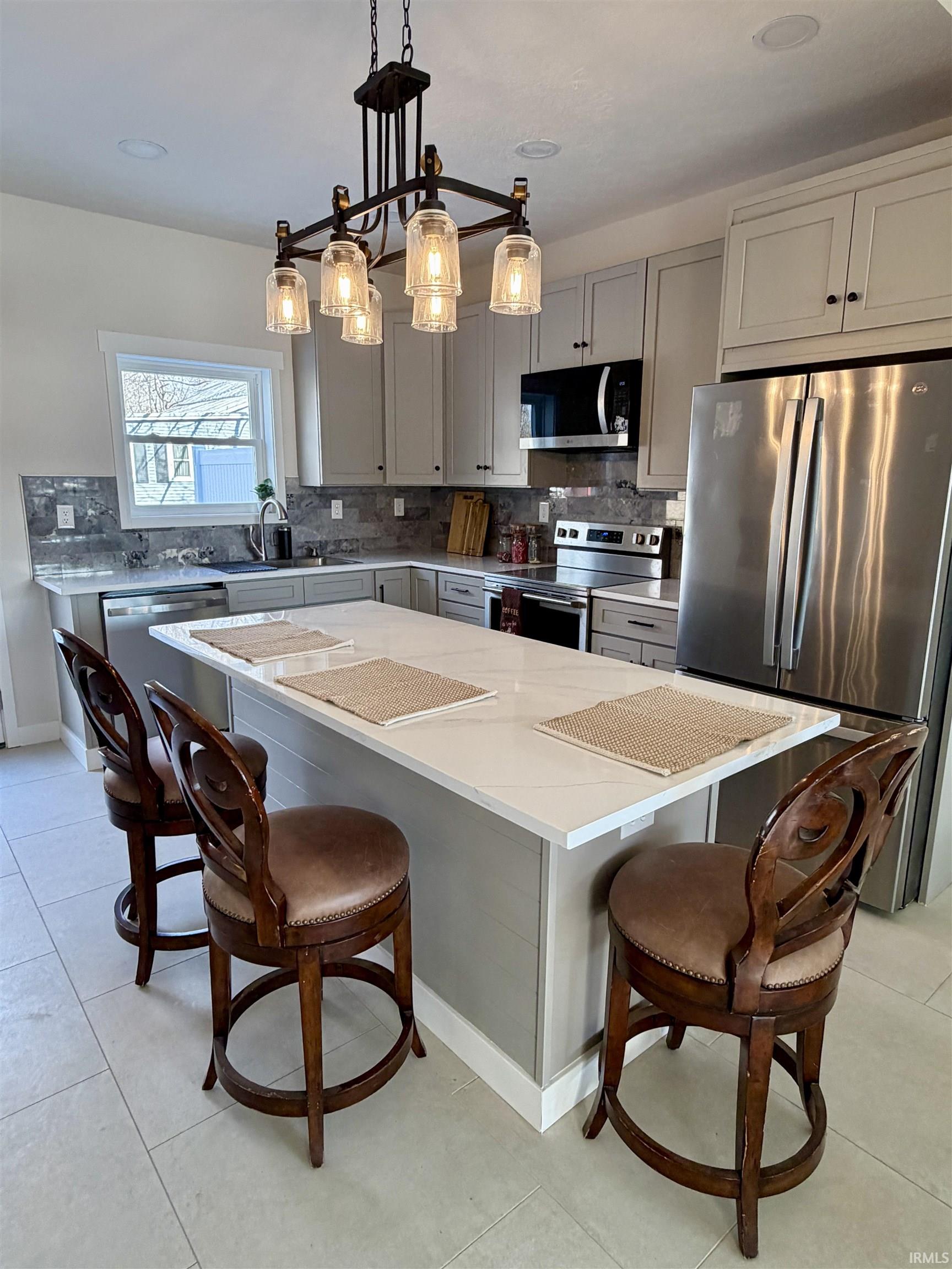 208 North Robinson Street Delphi, IN 46923 - Photo 8 of 29