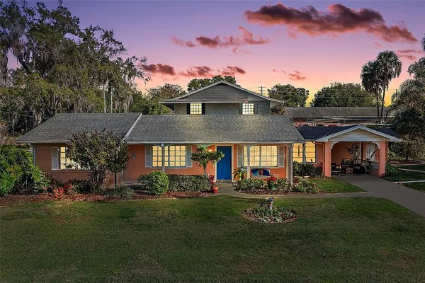 $549,900 | 936 North Baker Street, Mount Dora, FL 32757