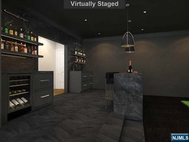 $5,800,000 | 645 Summit Street, Englewood Cliffs, NJ 07632