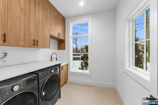 $5,800,000 | 645 Summit Street, Englewood Cliffs, NJ 07632