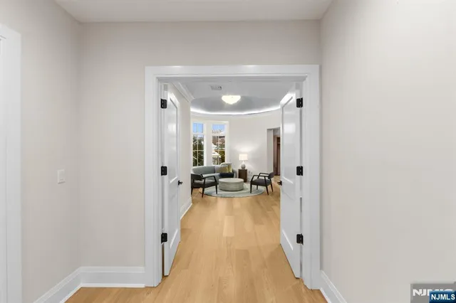 $5,800,000 | 645 Summit Street, Englewood Cliffs, NJ 07632