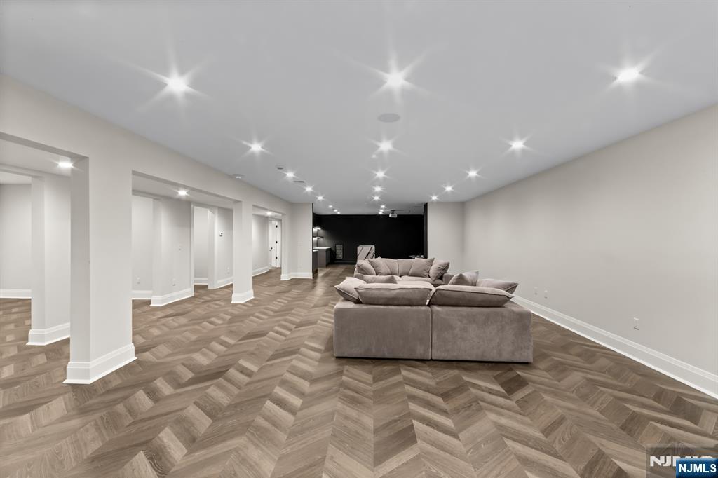 645 Summit Street Englewood Cliffs, NJ 07632 - Photo 44 of 50