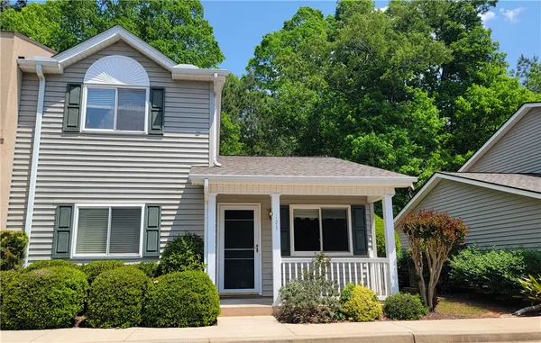 $1,575 | 123 Perkins Place, Seneca, SC 29678