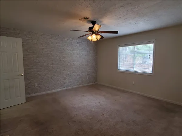 $1,575 | 123 Perkins Place, Seneca, SC 29678