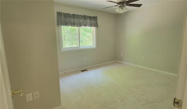 $1,575 | 123 Perkins Place, Seneca, SC 29678