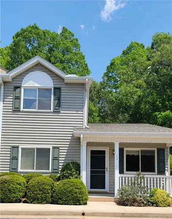 $1,575 | 123 Perkins Place, Seneca, SC 29678