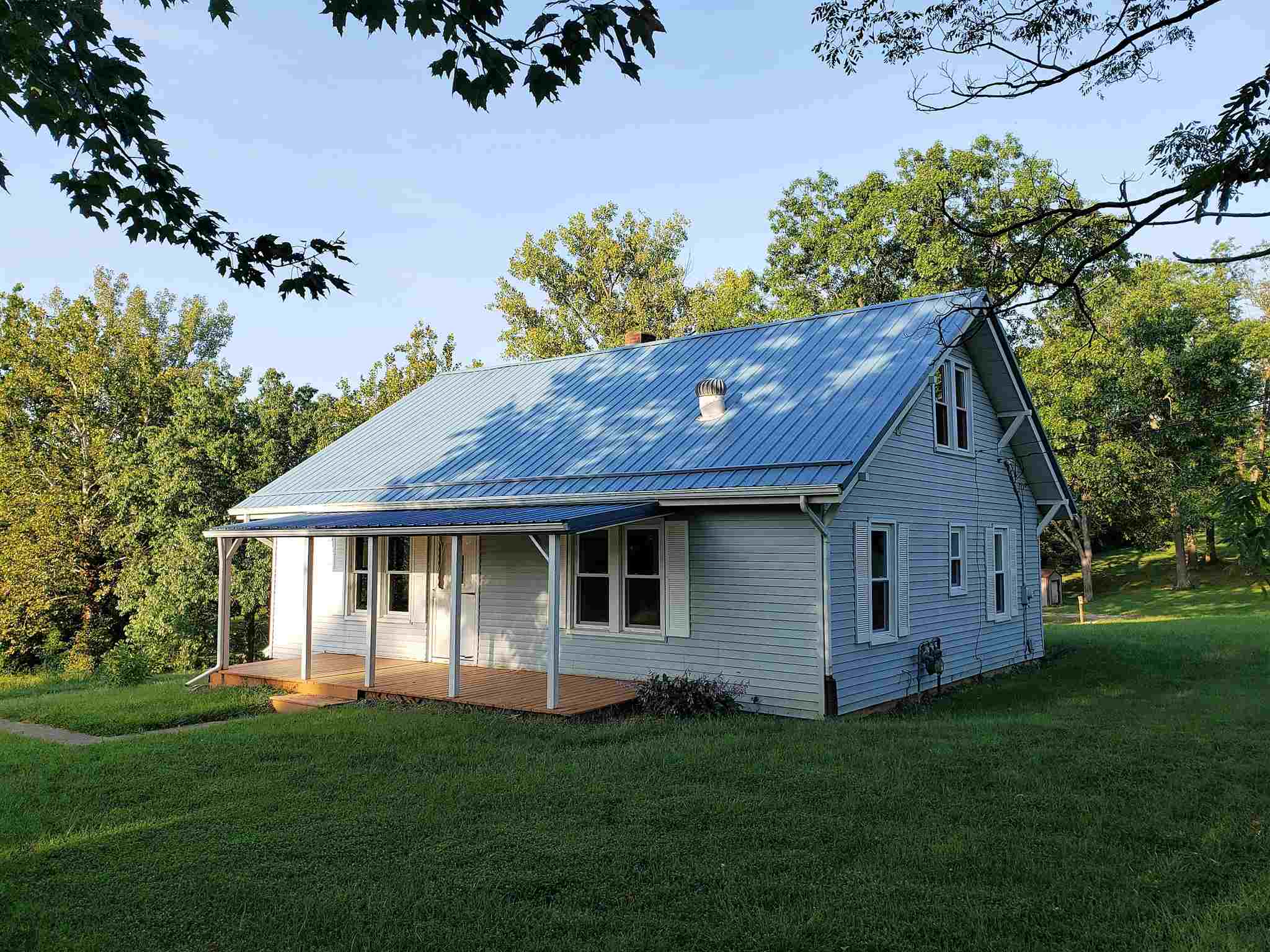 1507 West Arlington Road Bloomington, IN 47404 - Photo 2 of 17 Gallery Image 2