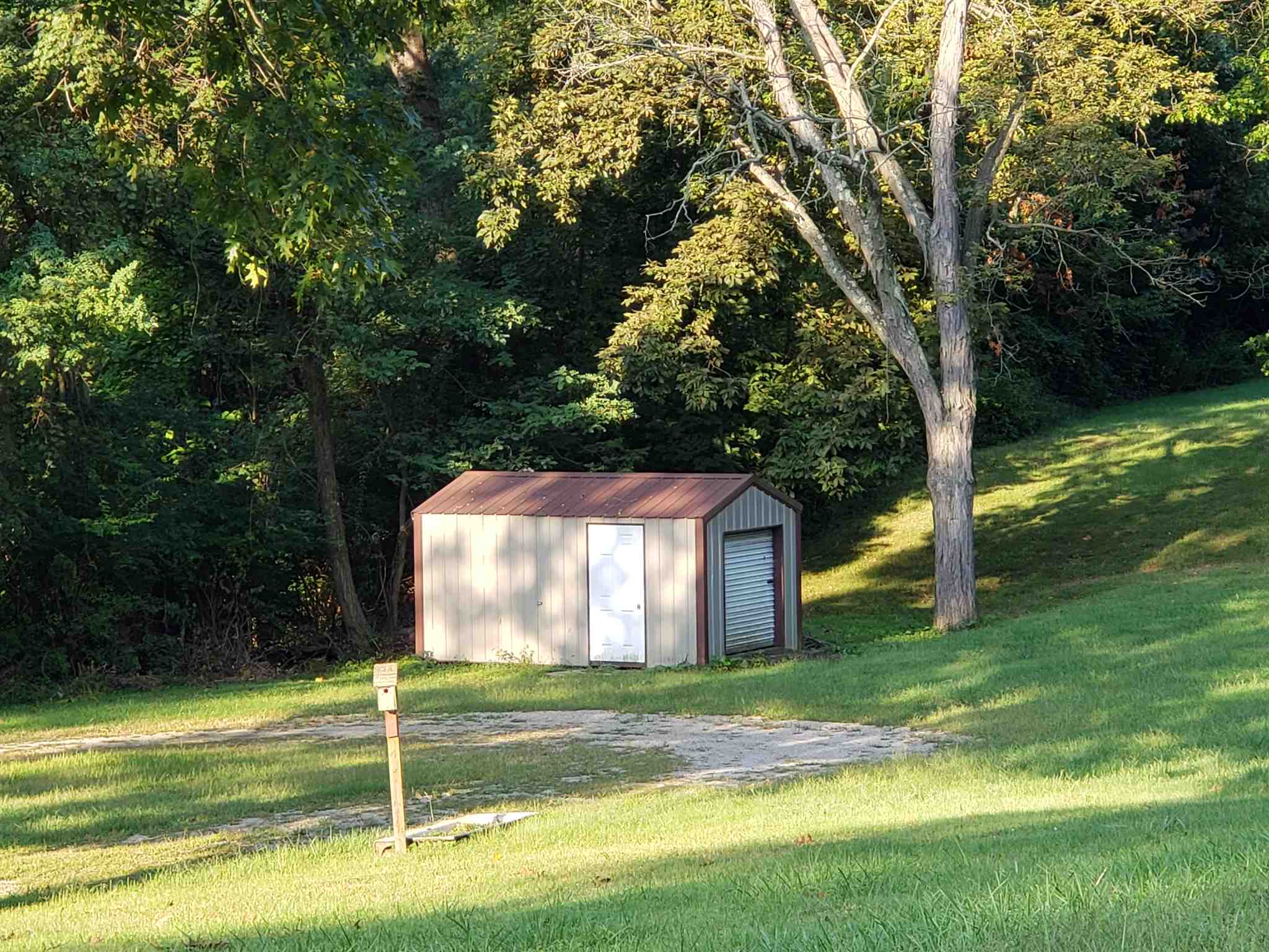 1507 West Arlington Road Bloomington, IN 47404 - Photo 17 of 17 Gallery Image 17